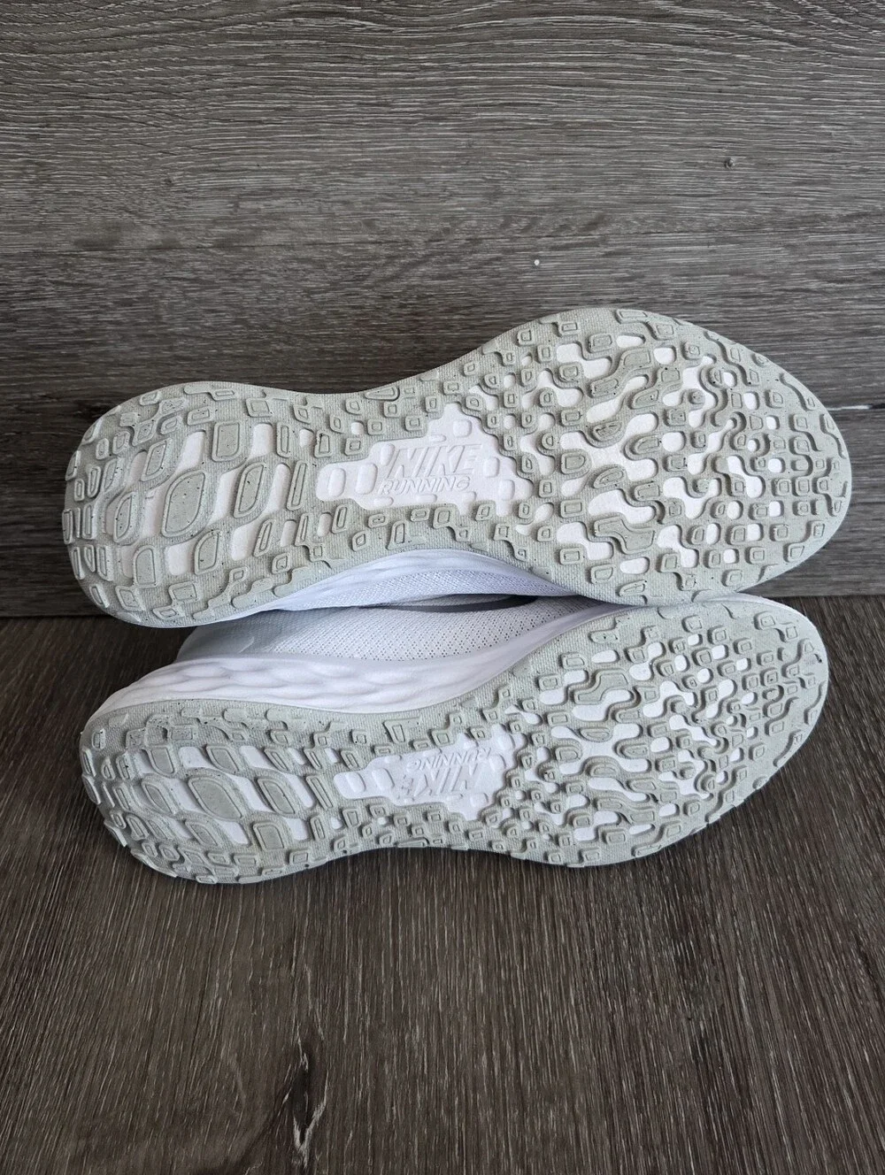 Nike Revolution 6 Next Nature White Running Shoes Womens 8